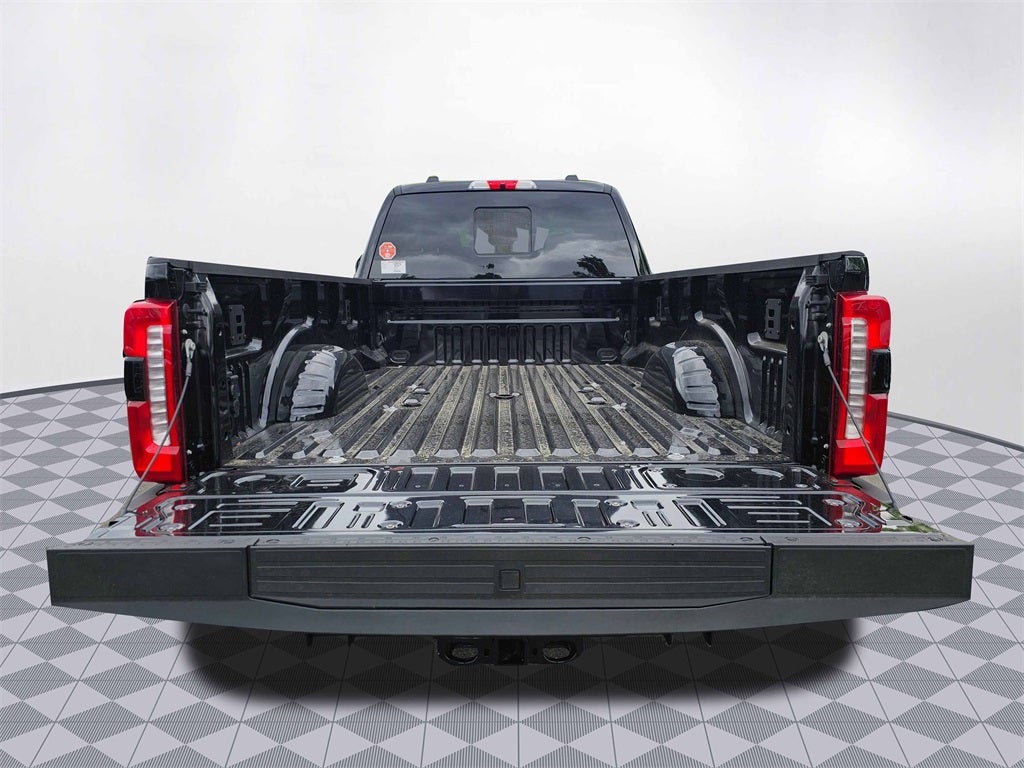 2025 Ford F-350 SD Lariat
