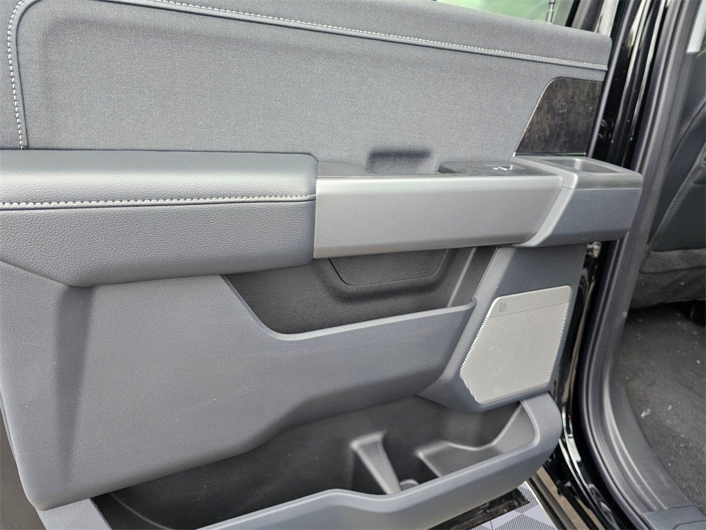 2025 Ford F-350 SD Lariat