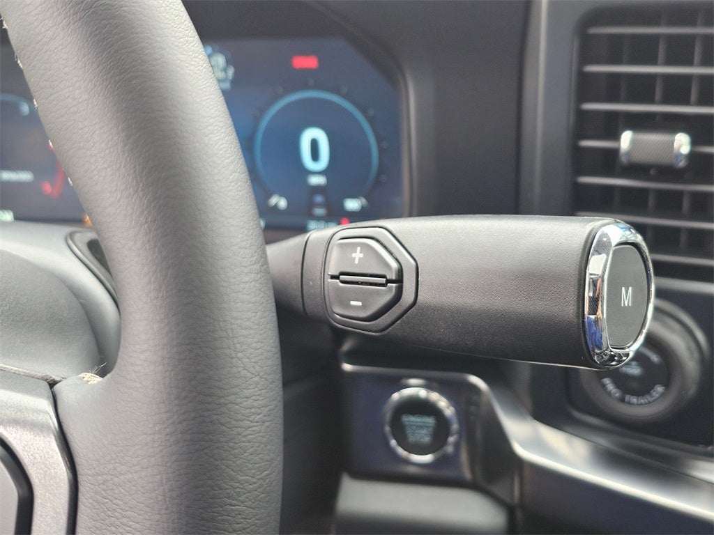 2026 Ford F-350 SD Lariat