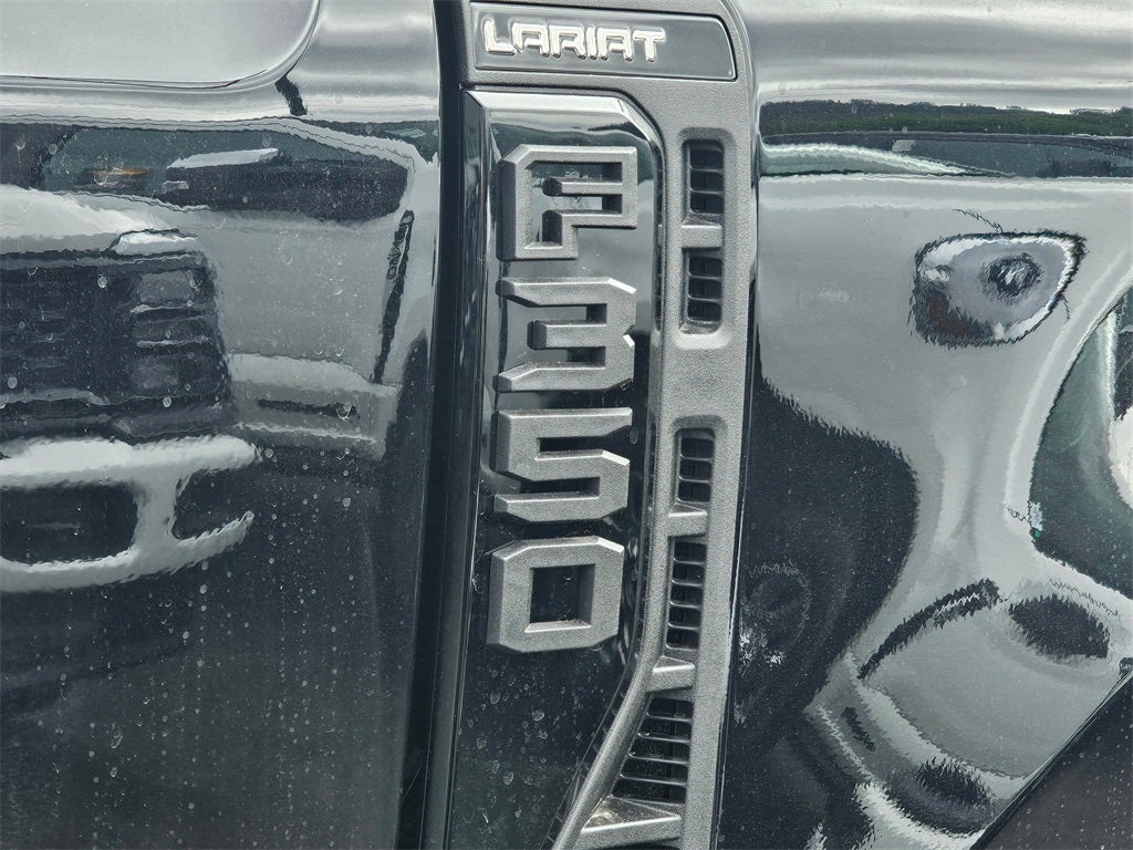 2025 Ford F-350 SD Lariat