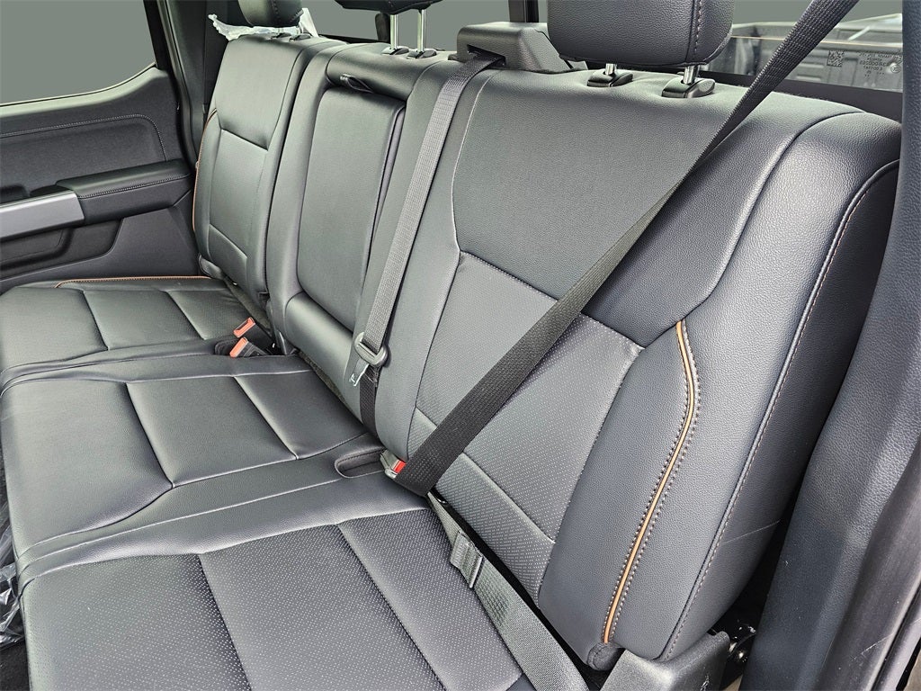 2025 Ford F-350 SD Lariat