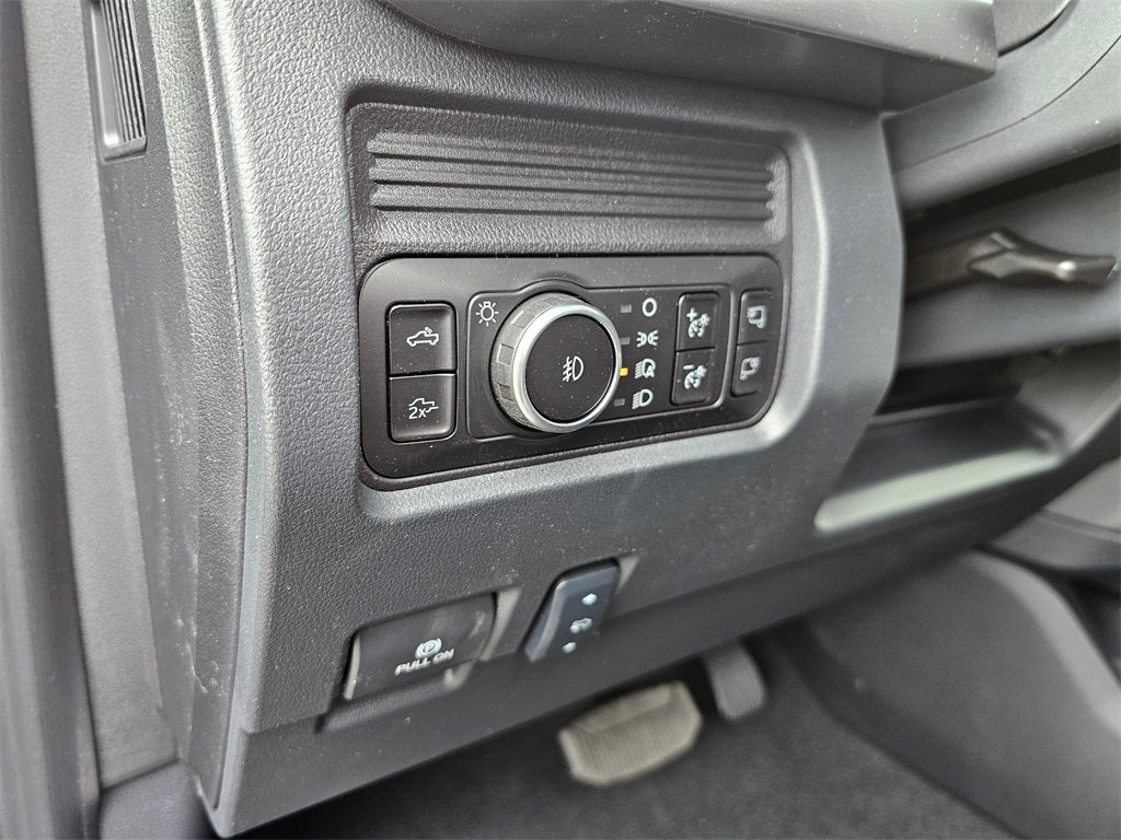 2025 Ford F-350 SD Lariat