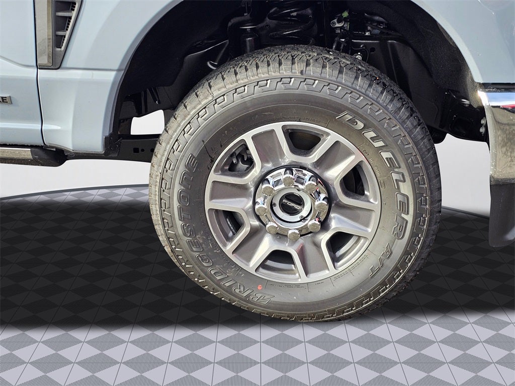 2026 Ford F-350 SD Lariat