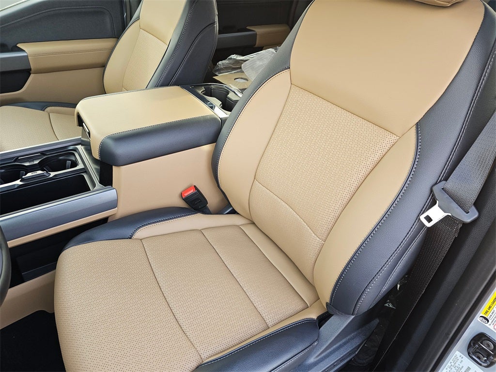 2026 Ford F-350 SD Lariat