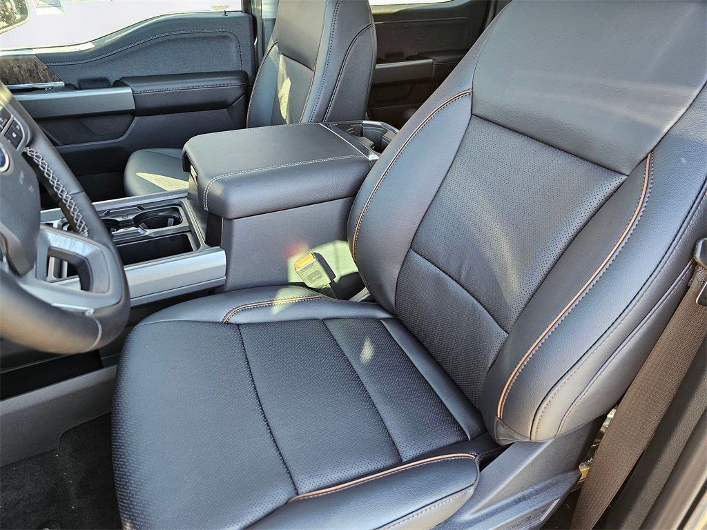 2026 Ford F-350 SD Lariat