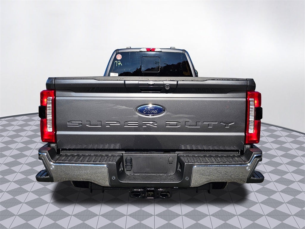 2026 Ford F-350 SD Lariat