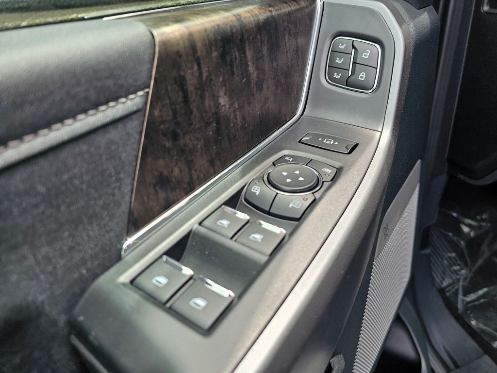 2026 Ford F-350 SD Lariat
