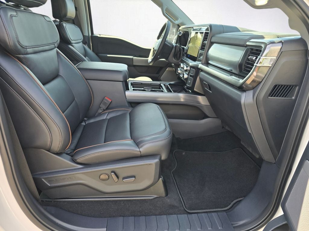 2026 Ford F-350 SD Lariat