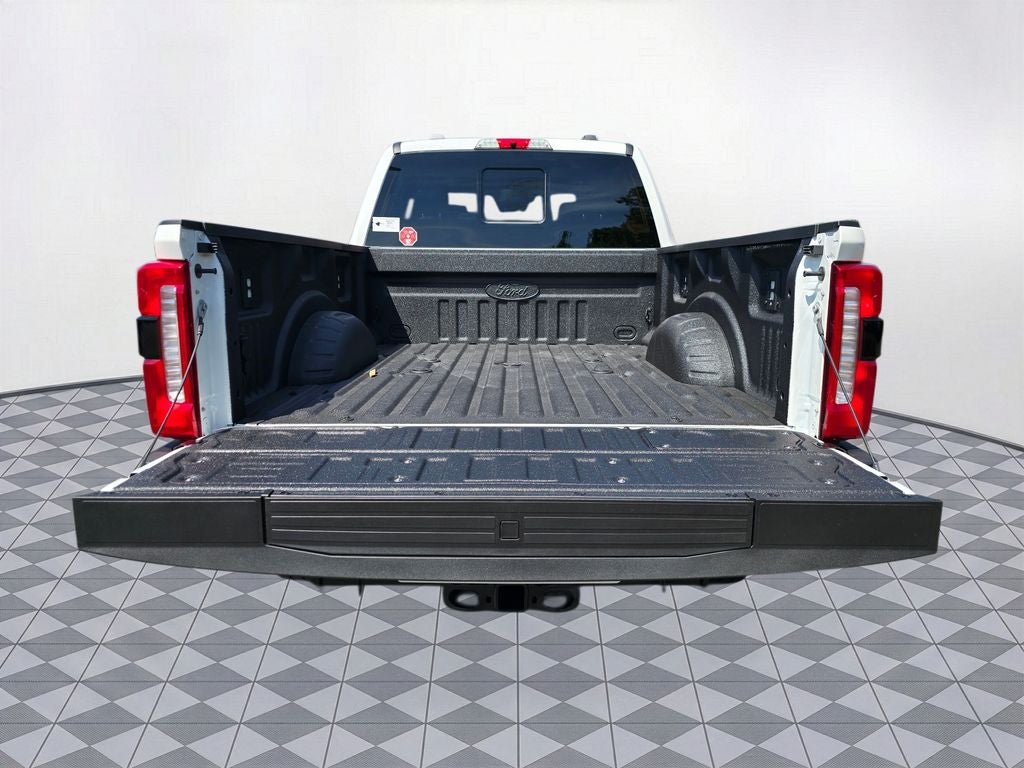 2026 Ford F-350 SD Lariat