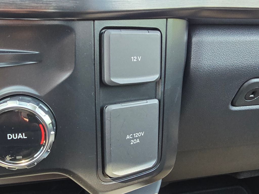2026 Ford F-350 SD Lariat