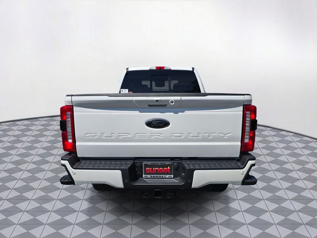 2026 Ford F-350 SD Lariat