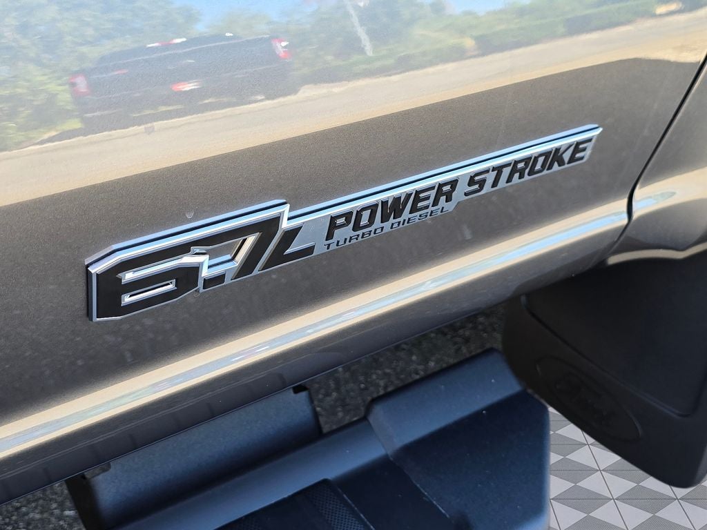 2026 Ford F-350 SD Lariat