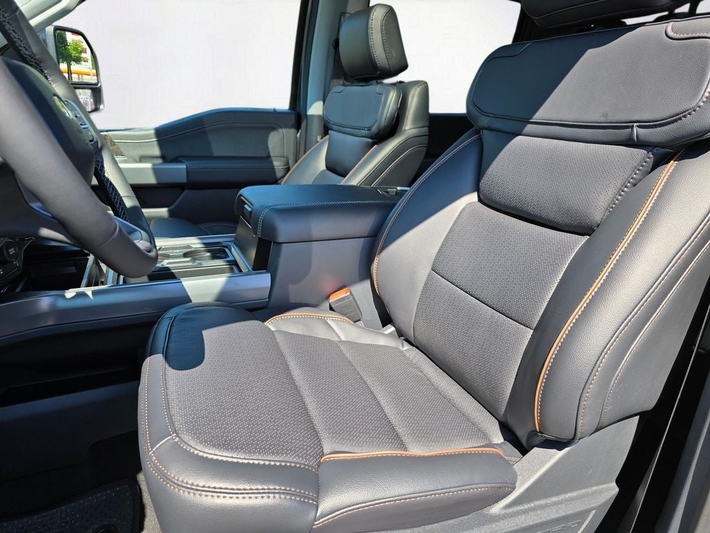 2026 Ford F-350 SD Lariat