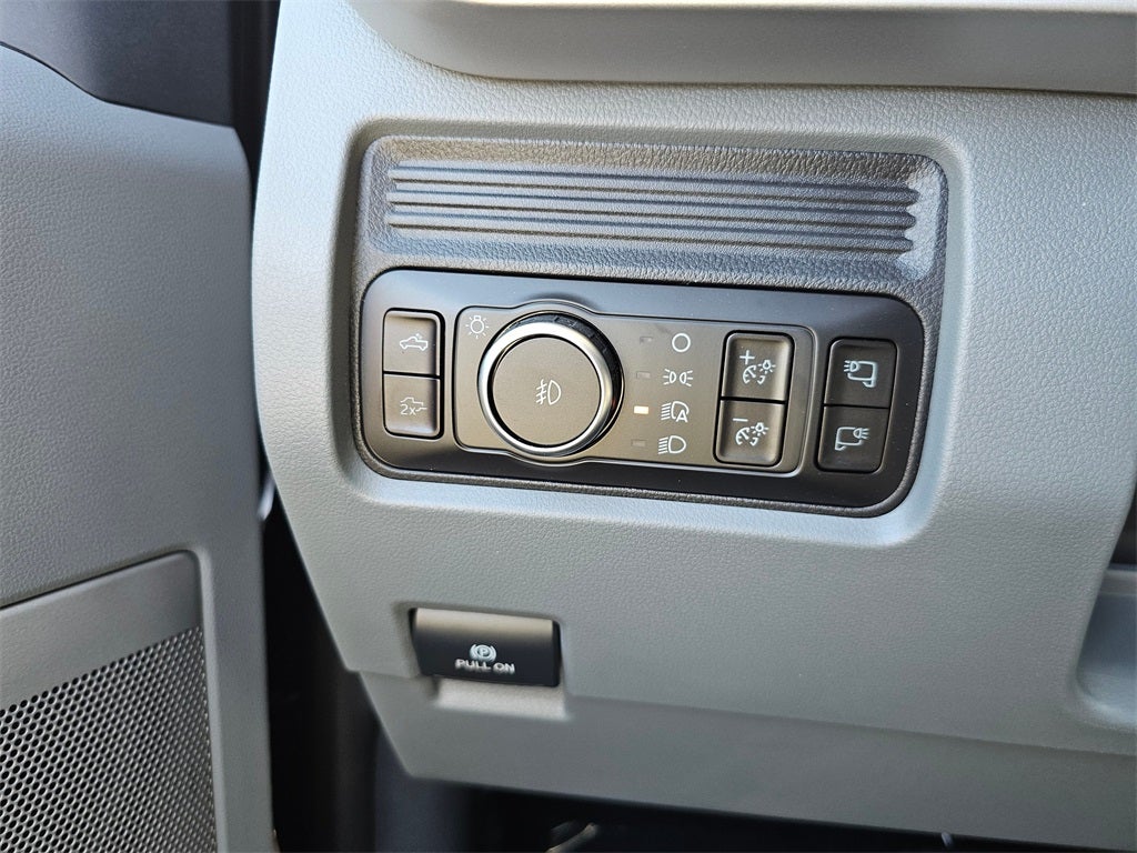 2025 Ford F-350 SD XLT