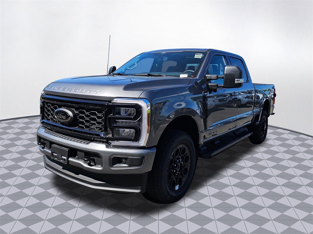 2025 Ford F-350 SD XLT