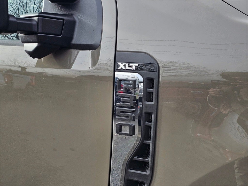 2026 Ford F-350 SD XLT