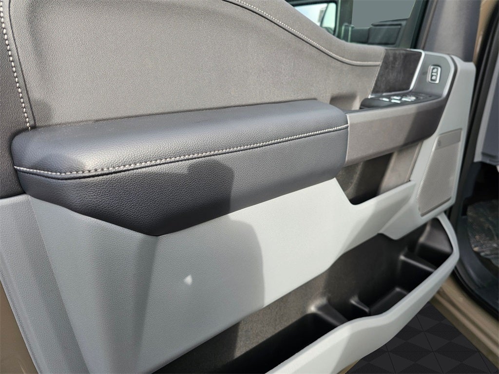 2026 Ford F-350 SD XLT