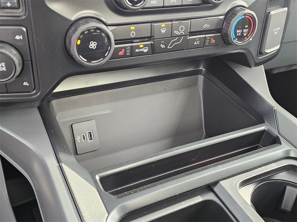 2026 Ford F-350 SD XLT