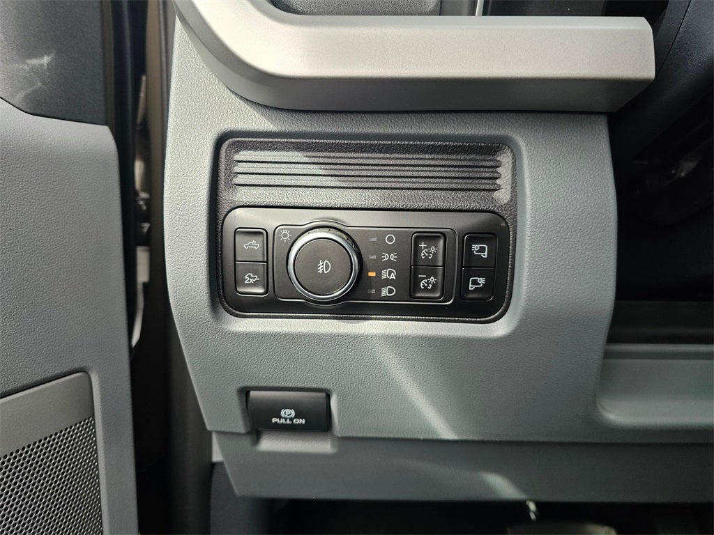 2026 Ford F-350 SD XLT