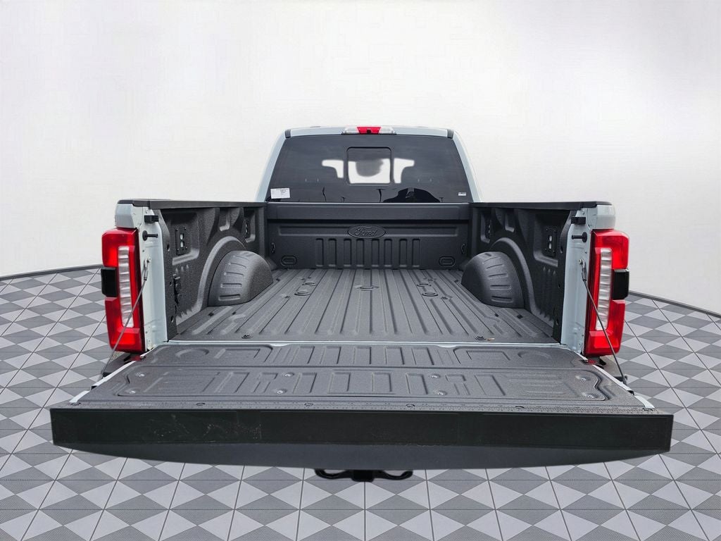 2026 Ford F-350 SD XLT