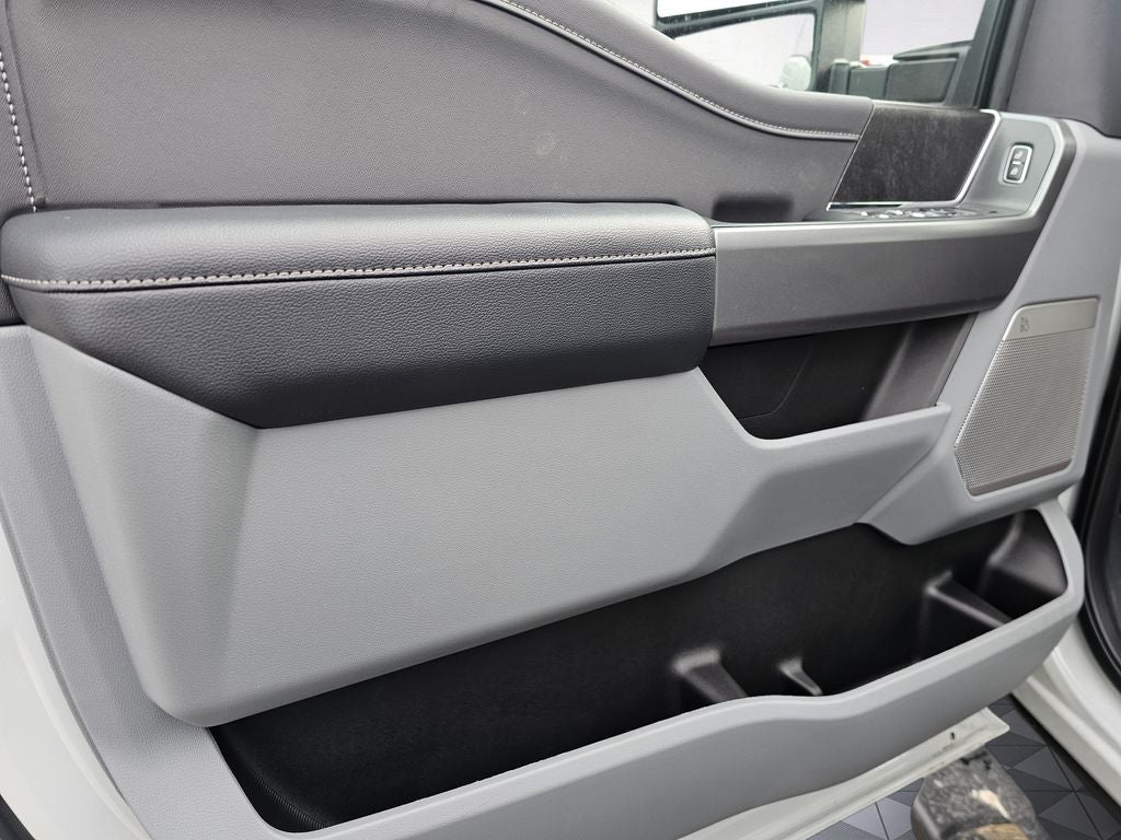 2026 Ford F-350 SD XLT