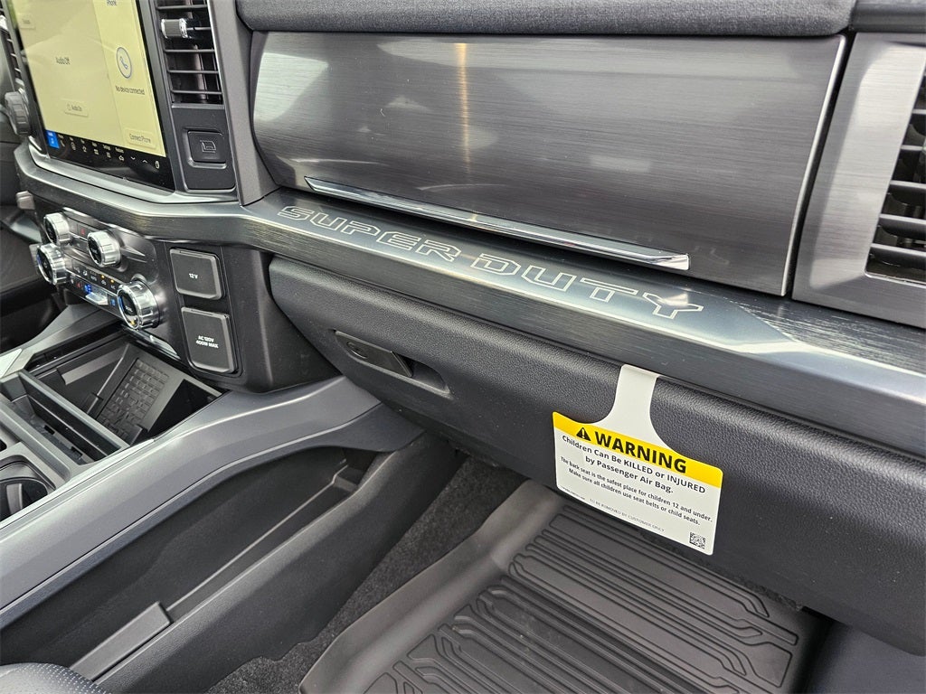 2025 Ford F-350 SD Lariat