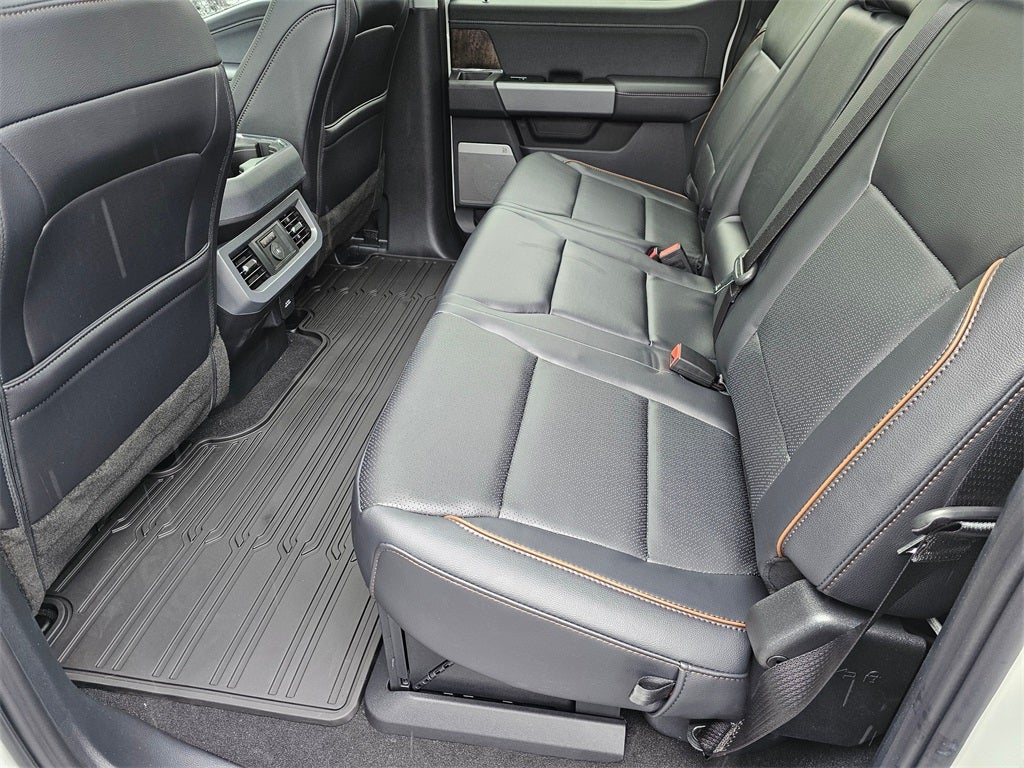 2025 Ford F-350 SD Lariat