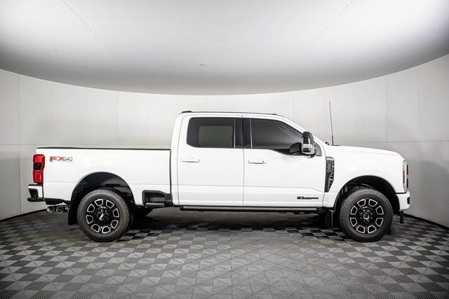 2025 Ford F-350 SD Platinum