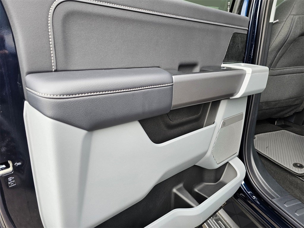 2025 Ford F-350 SD XLT