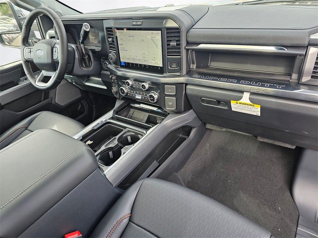 2025 Ford F-350 SD Lariat