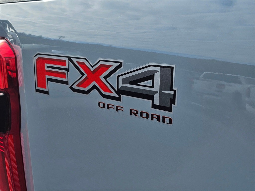 2025 Ford F-350 SD Lariat