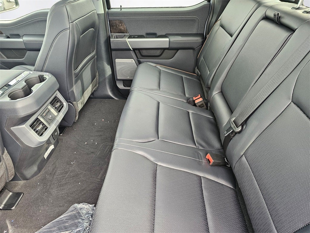 2025 Ford F-350 SD Lariat