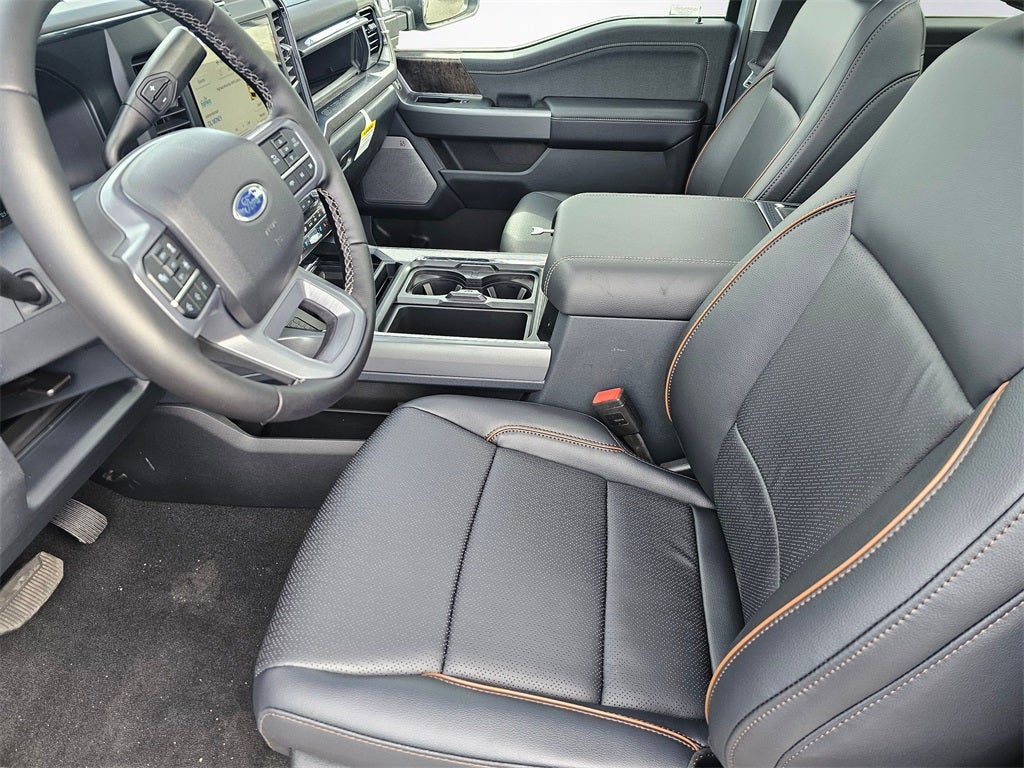 2025 Ford F-350 SD Lariat