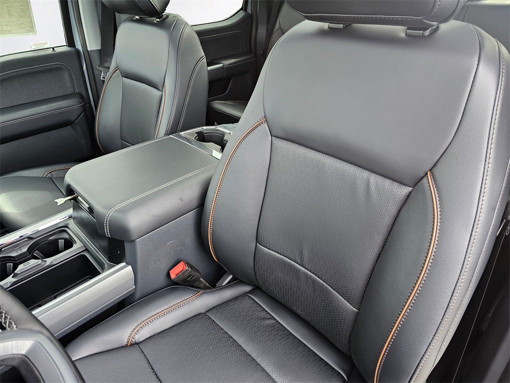 2025 Ford F-350 SD Lariat