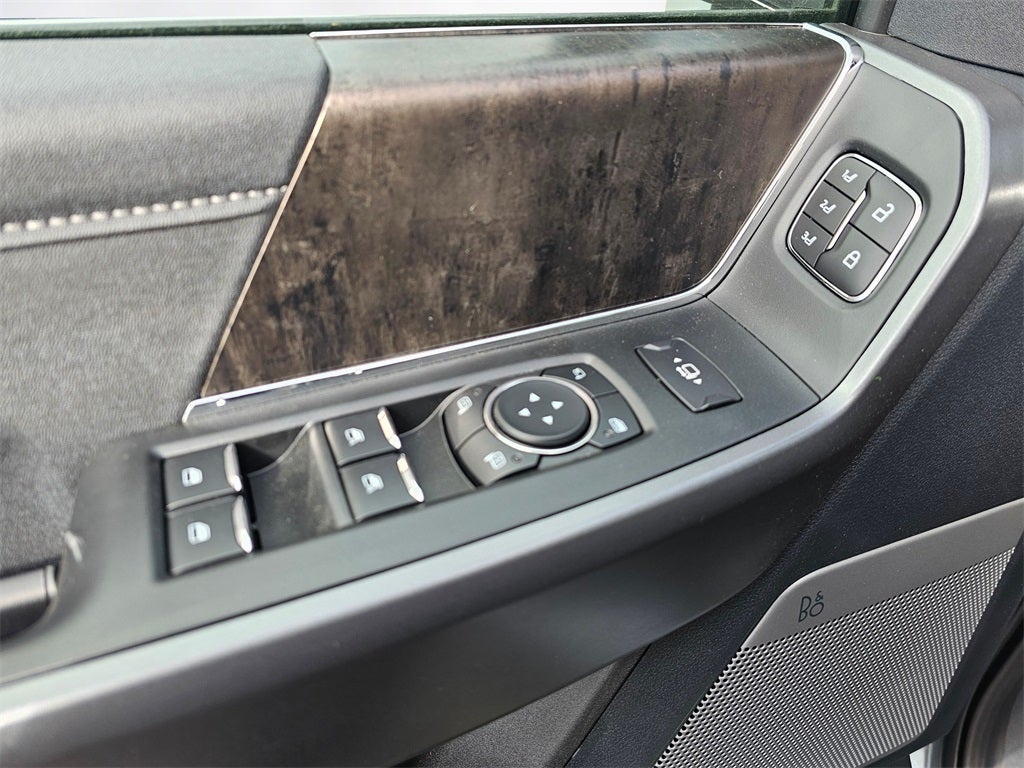 2025 Ford F-350 SD Lariat