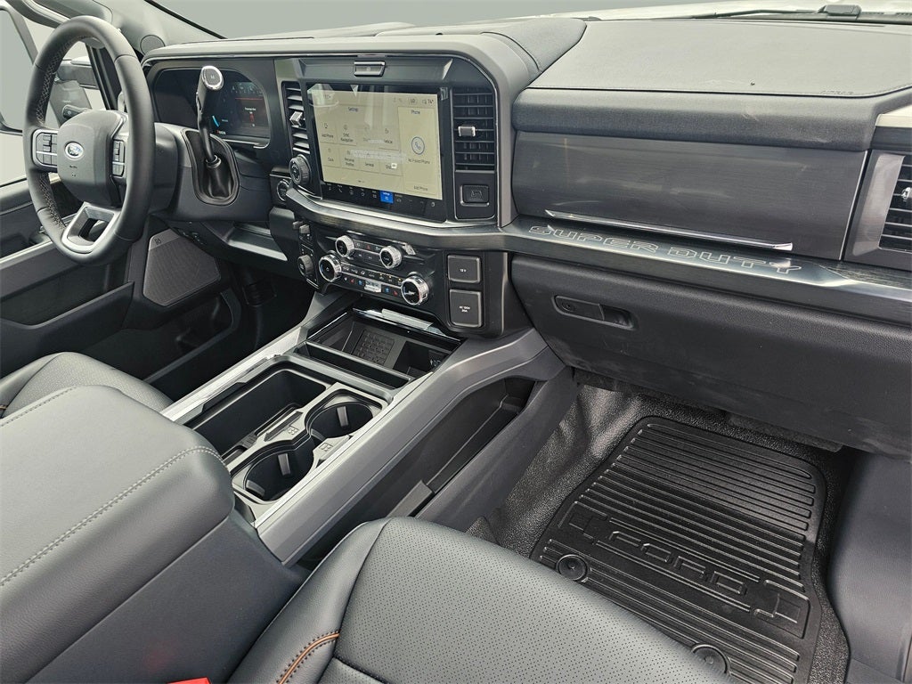 2025 Ford F-350 SD Lariat