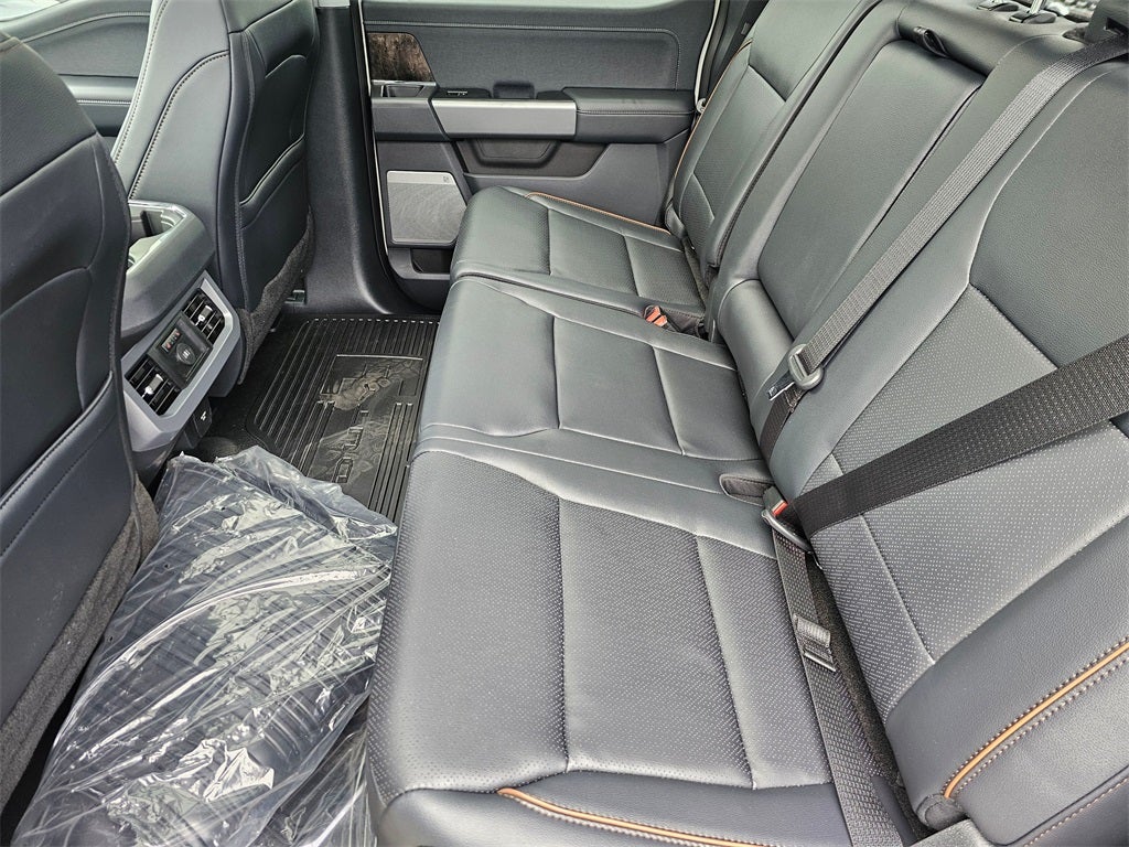 2025 Ford F-350 SD Lariat