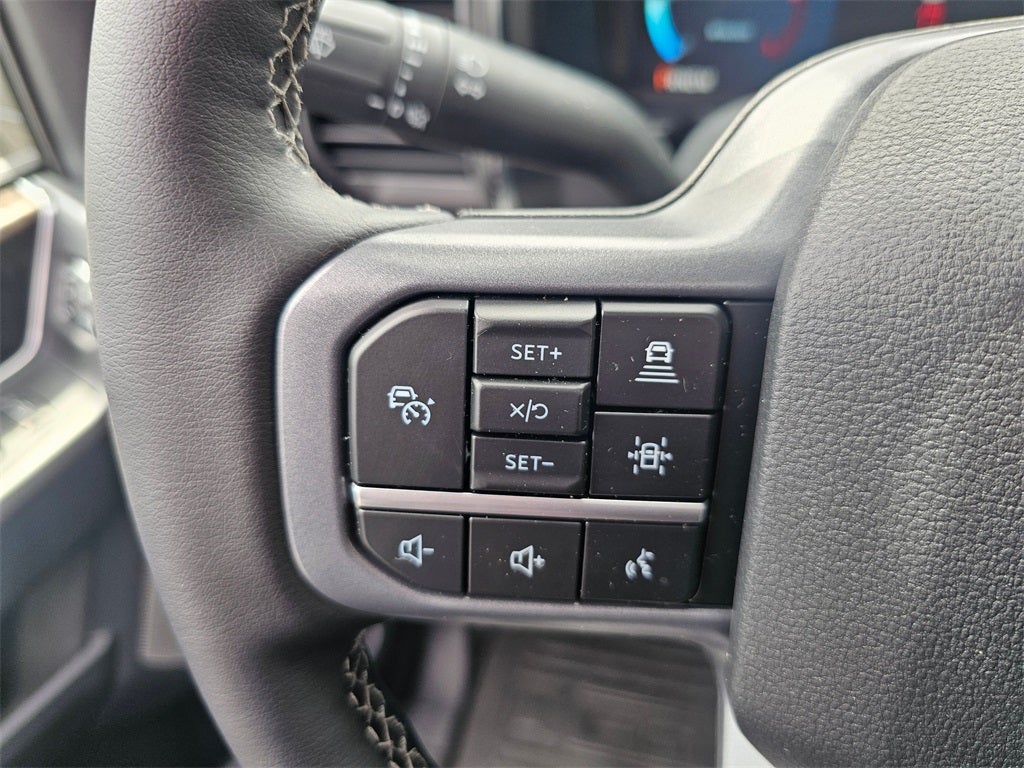 2025 Ford F-350 SD Lariat