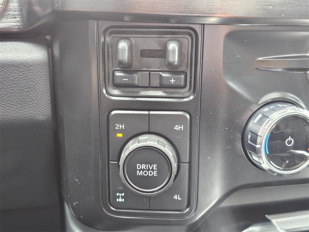 2025 Ford F-350 SD Lariat