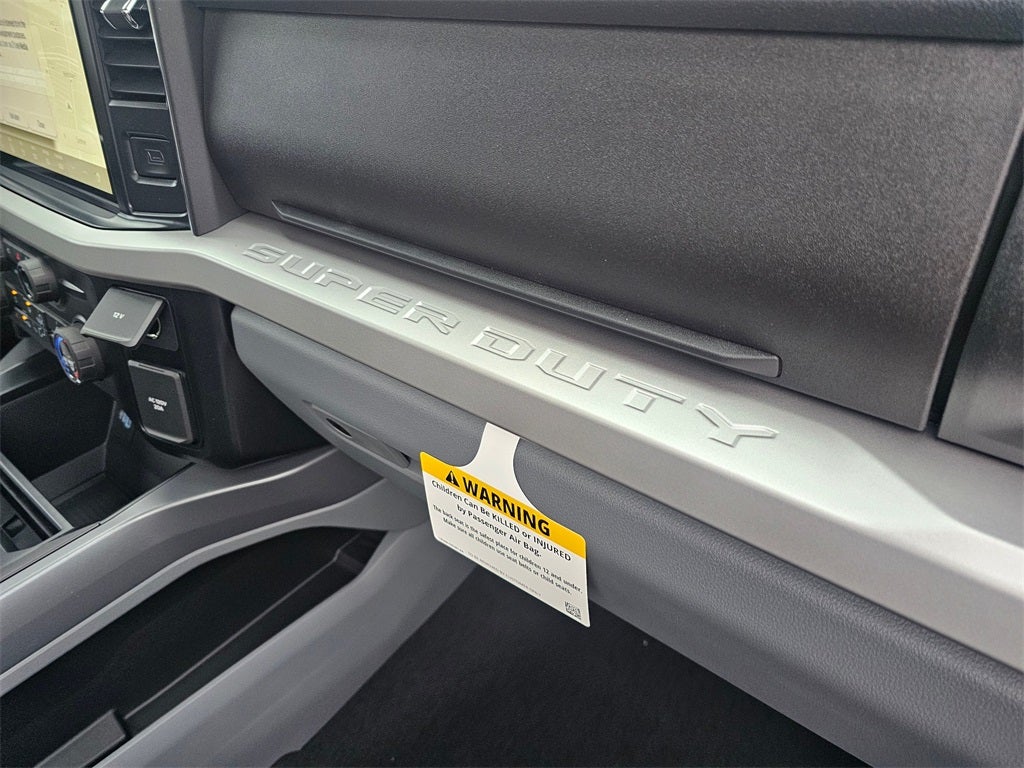 2026 Ford F-350 SD F-350® XLT