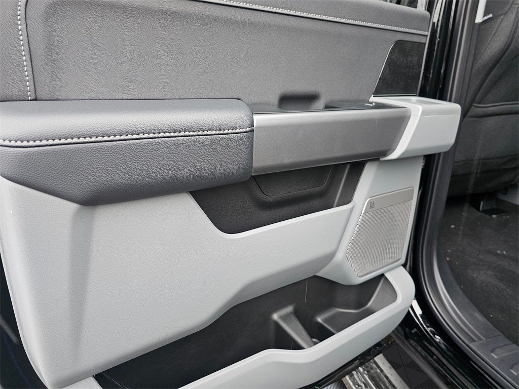 2026 Ford F-350 SD F-350® XLT