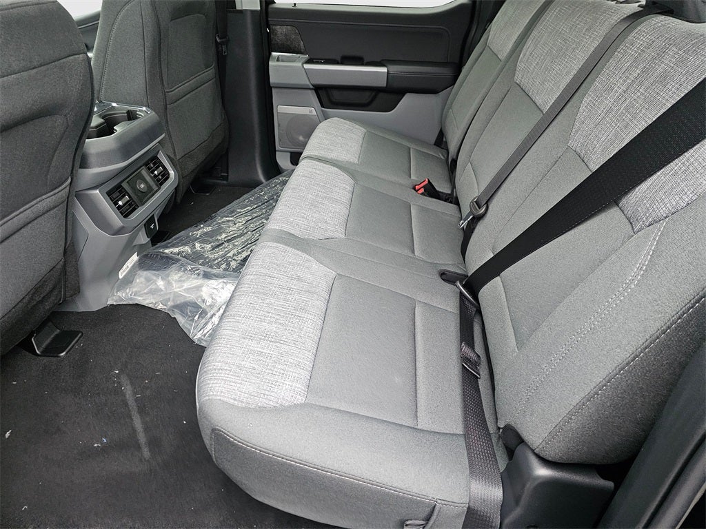 2026 Ford F-350 SD F-350® XLT