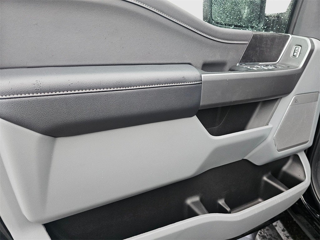 2026 Ford F-350 SD F-350® XLT