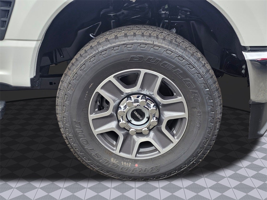 2026 Ford F-350 SD Lariat