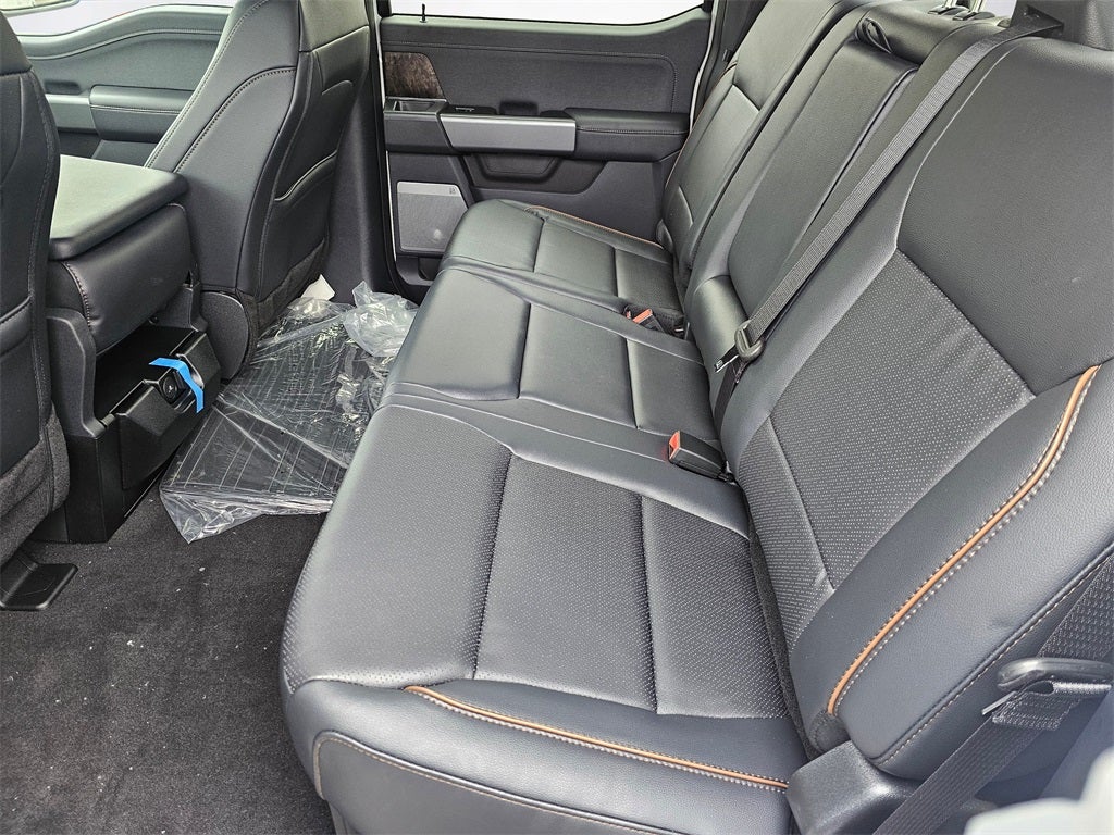 2026 Ford F-350 SD Lariat