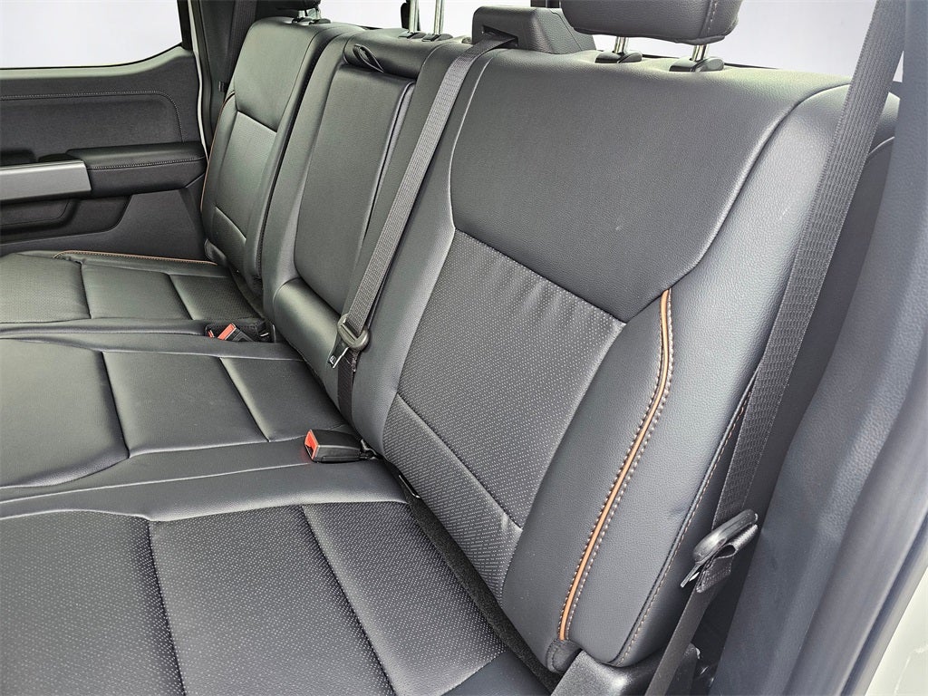 2026 Ford F-350 SD Lariat