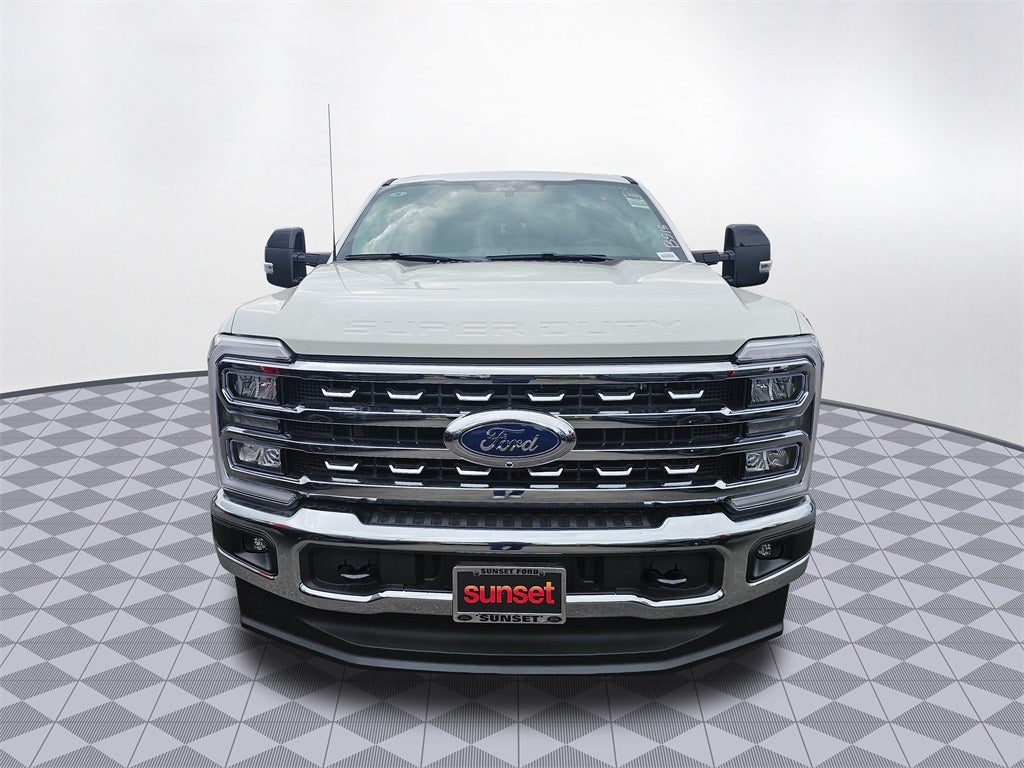 2026 Ford F-350 SD Lariat