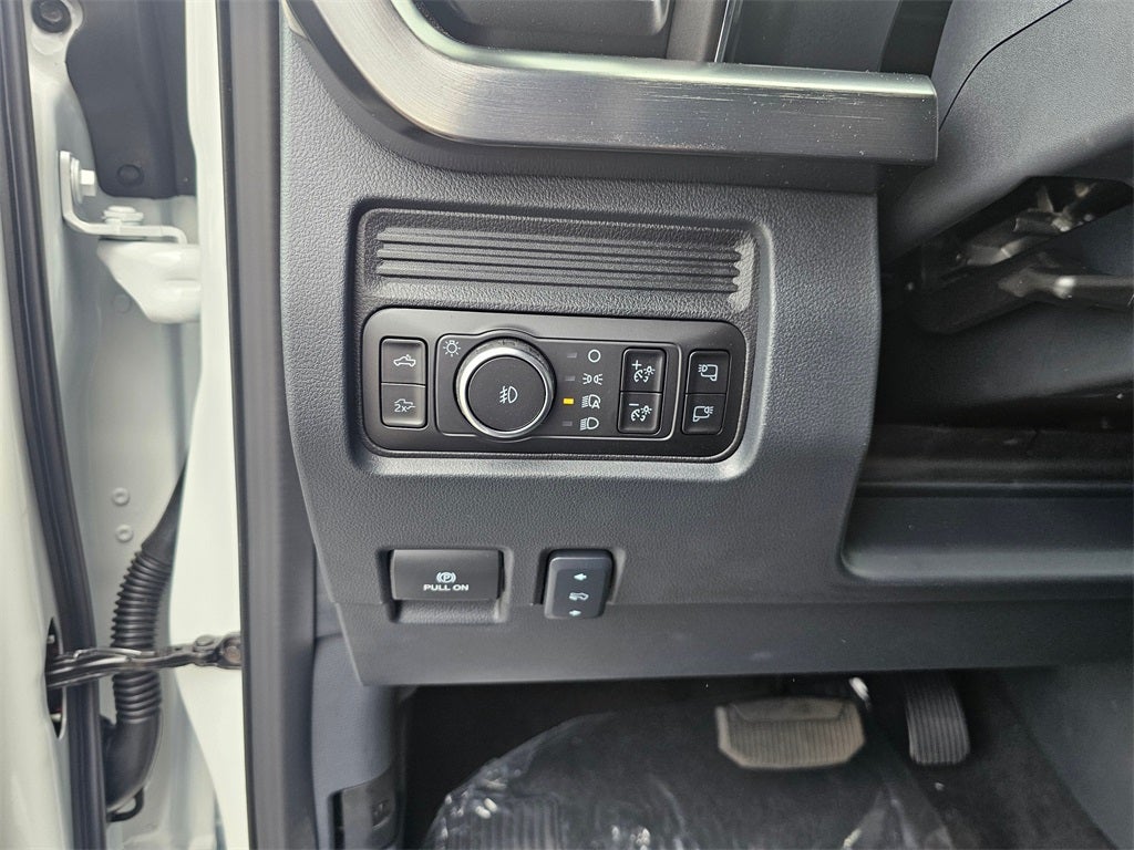 2026 Ford F-350 SD Lariat