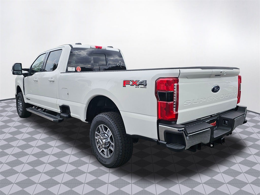 2026 Ford F-350 SD Lariat