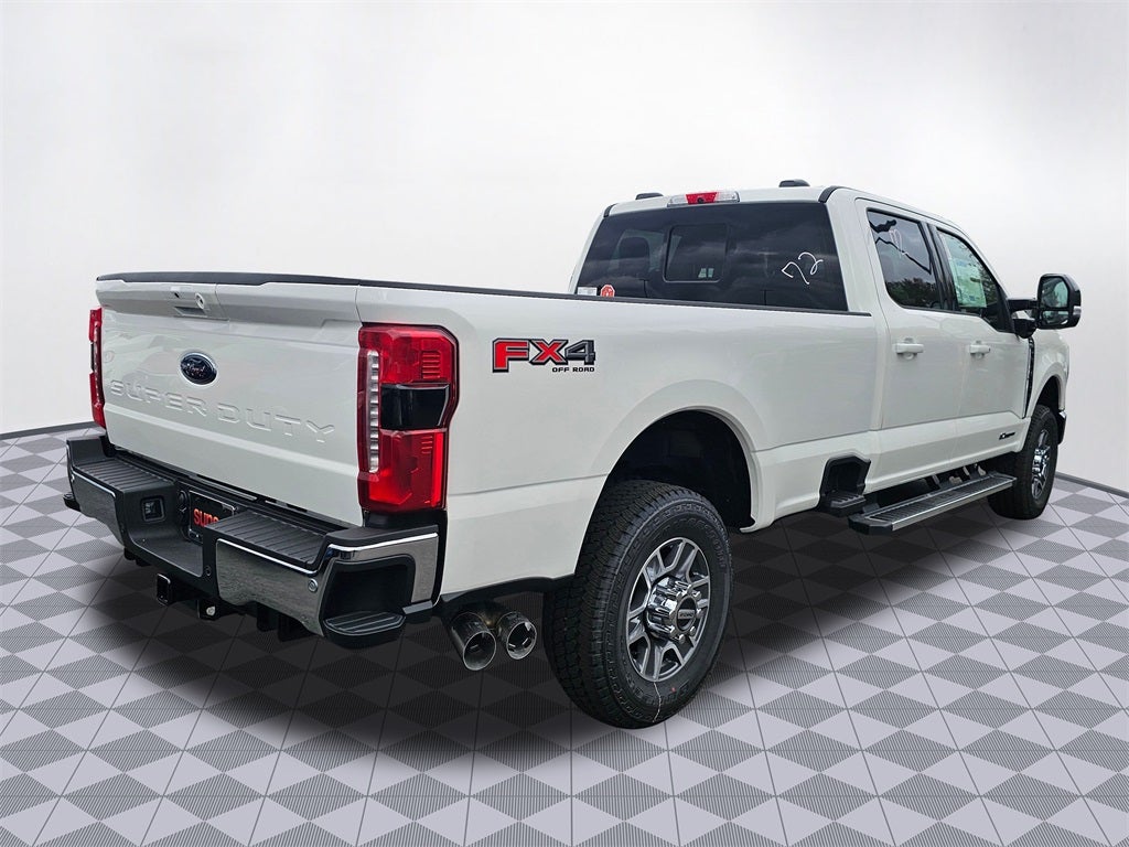 2026 Ford F-350 SD Lariat